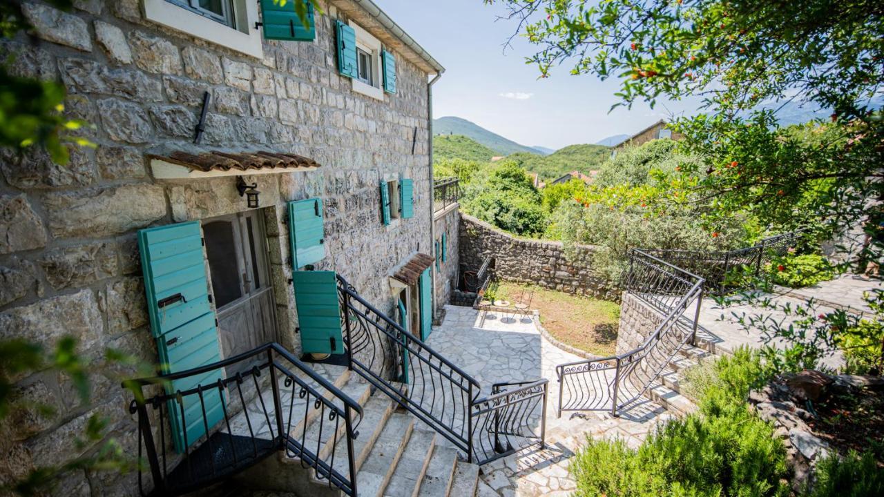 טיווט Villa Toscana With A Pool מראה חיצוני תמונה