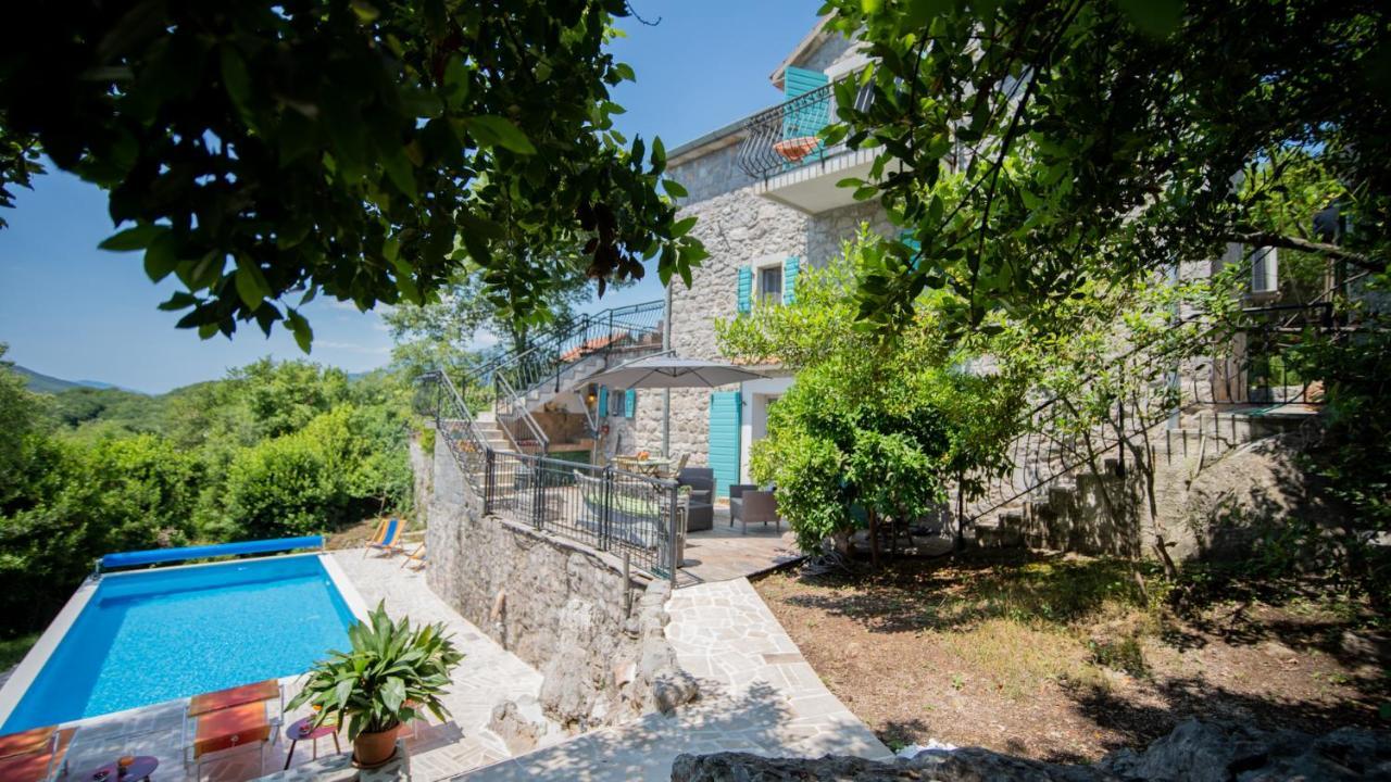 טיווט Villa Toscana With A Pool מראה חיצוני תמונה